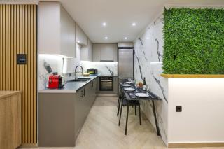 Panos City Apartment - Near Acropolis Museum, Private parking for 2 motorcycles - Athen - 6