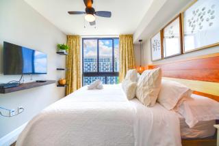 Modern Hotel with Pool & Gym in Prime Doral Location - Miami - 2