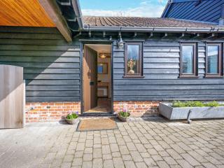 2 bed in Hadleigh 87956 - - 5