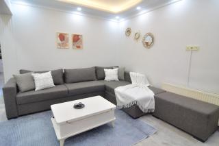 Bright 2br Home With Outdoor Garden And Bbq - Istanbul - 3
