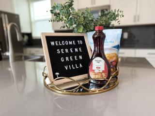 Serene Green Villa- Your Perfect Getaway Near All The Fun - 5