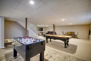 The Nest at Pinecrest by AvantStay Spacious Deck Game Room Fire Pit - Pocono Pines - 8