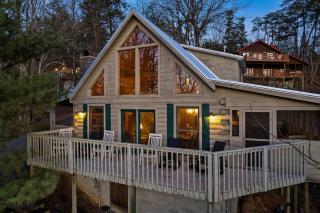 Pigeon Forge View 2 King Bed WiFi Hot Tub - Sevierville - 0