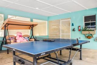 Heated Pool Pet Friendly Sleeps 9 Family - Englewood - 7