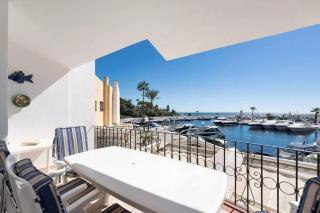 Apartment in the heart of the port of Cabopino Marbella - Marbella - 1