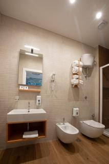 Via Toledo 156 Napoli Cozy Rooms - 7