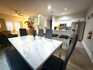 Citrus and Sun- Bright breezy and perfectly placed- resort living near Disney and Universal fun - 3