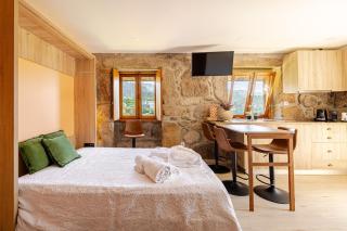 Studio in Gêres next to the water 2 adults+1 child - Admeus - 9