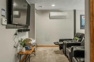 Hickory Haven by AvantStay Hot Tub Game Room Theater Deck - Albrightsville - 8