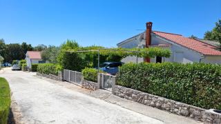 SUNNY PUNTA SKALA APARTMENT - Petrcane (Peterzane) - 8