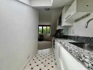 Modern & Cosy 1 Bed Flat in the heart of Wimbledon with parking - Londra - 7