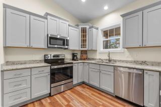 Modern Family Retreat - Hot Tub and Fire Pit - Oak Island - 4