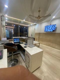 Urban Luxe - Nova Deli - 3