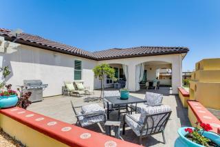 8 Mi to Lodi Lake Luxe Home with On-Site Vineyard - Acampo - 9