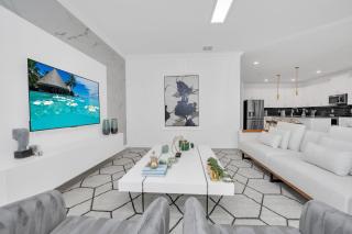 Last Minute Disney Getaway! Private Pool, Hot Tub & Games Room. Book Now! #59365 - Kissimmee - 4