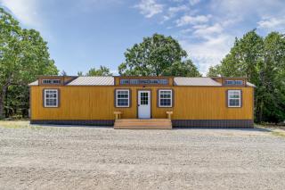 Hike, Fish and Explore Peaceful McAlester Cabin! - - 8