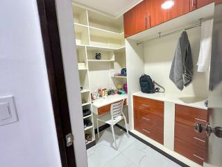 Stylish 3 Bedroom Home for Families & Groups - - 2