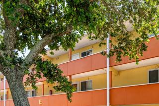 Calm Waterside Condo - Views, Pool & Family Fun - Mary Esther - 7