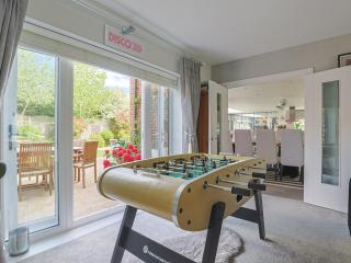 Pass the Keys Luxury Villa with Hot Tub - 5 minutes to Legoland - Windsor - 2