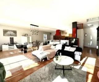 Villa spacieuse avec piscine privée à Saint-Laurent-de-Neste - 4