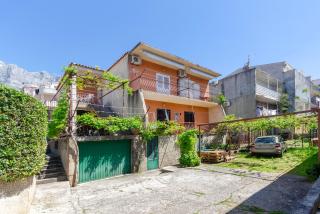 Apartments Katica - Makarska - 0