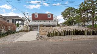 Bay Beach Bungalow - Town Bank - 3