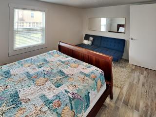 Surfside Beach Bungalow - Surfside Beach - 3