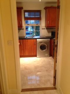 2 Bedroom Apartment in Broughton, Milton Keynes - Broughton - 3