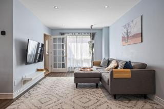 Modern 4BR with Parking 10 Min to YYZ Airport - Mississauga - 0