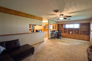 Large 4BR Retreat in Baytown - Baytown - 3