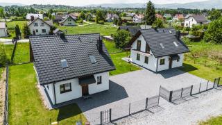 Dom na Kwiatowej - Zarzecze - 0