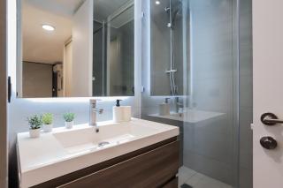 Prime Location In Las Condes Ideal For 3 - Santiago - 3