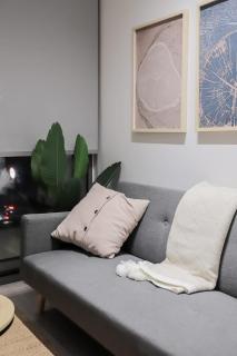 Prime Location In Las Condes Ideal For 3 - Santiago - 1