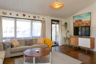 Walnut Cottage - Private Outdoor Living - 1