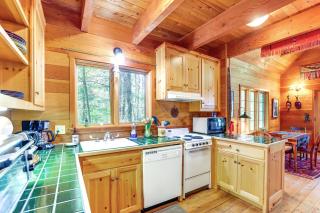 Nature-Packed McKenzie River Retreat with Trails! - McKenzie Bridge - 5