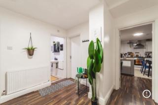 2BED Brick Lane residence Urban Escape - 5