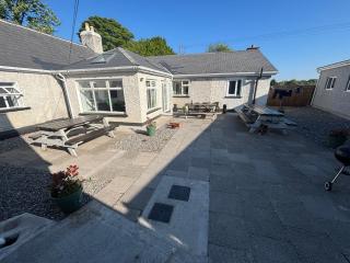 4 Bedroom House between Sallins and Clane close to Nass ideal for Contractors or groups of workers - Kildare - 9