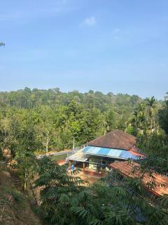 Sambrama Wood house - Madikeri - 9