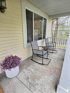 The Sawyer Hideaway - 3BR 2B with Hot Tub & Fire Pit - 5 mins to beach - Sawyer - 5