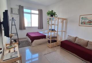 Studio a uma quadra do mar, próximo ao metrô - Rio de Janeiro - 0