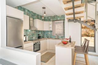 Villa Lavender Cottage by Villa Plus - 4