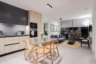 Luxury Mall Chic 2BR near Arauco Park - Santiago - 6