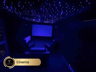 Luxury 4 Bed Room House, Heathrow - 3