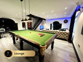 Luxury 4 Bed Room House, Heathrow - Colnbrook - 9