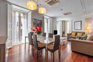 Modern with 7 balconies - 3 Beds 2B - Plaza Mayor - 4