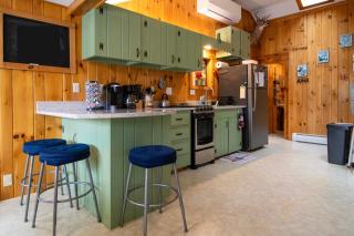 Lakefront Home with Seasonal Dock in Limerick! - Limerick - 9