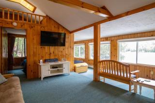 Lakefront Home with Seasonal Dock in Limerick! - Limerick - 7