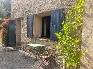 Bastidon provençal en plein coeur de la forêt à Aix-en-Provence - Le Tholonet - 8