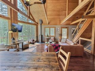Hot Tub & Fire Pit~The Pines Chalet - Ellicottville - 3
