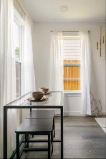 The Divine 3 - Townhome with AC, WiFi in Beautiful Houston - Houston - 7